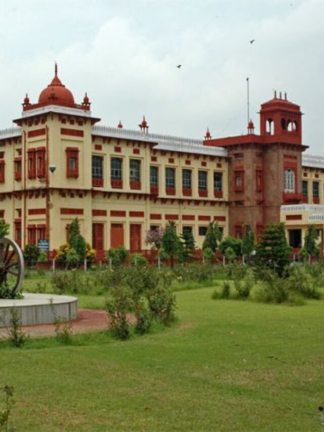 10 iconic attractions and places to visit in delhi